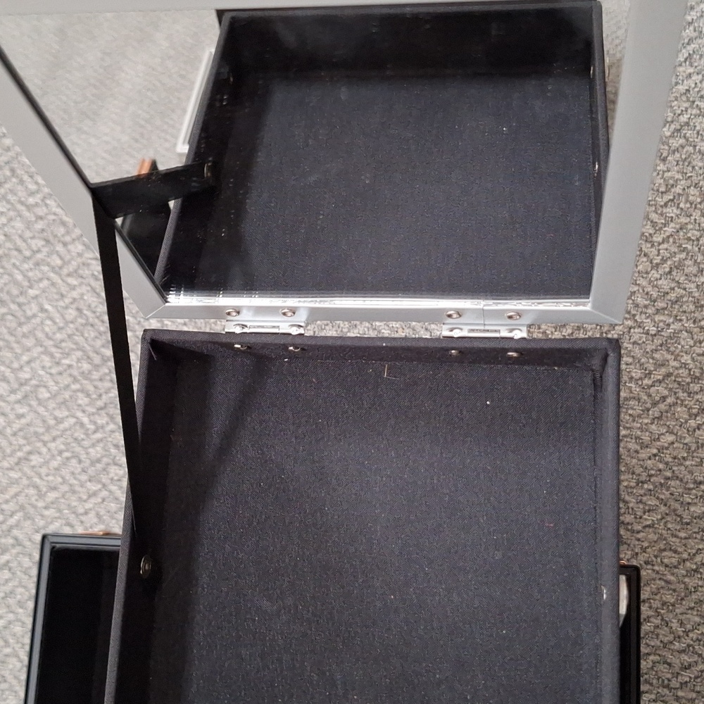 Rose Gold and Black Makeup Case - Picture 6 of 9